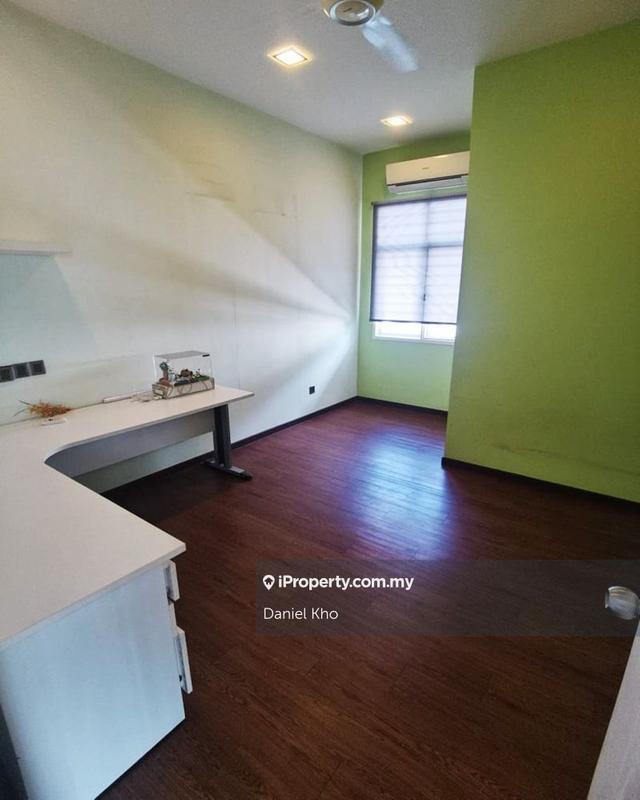 Rumah Berangkai 2 Tingkat untuk Dijual di Kemuning Utama, Shah Alam oleh Daniel Kho - iProperty.com.my