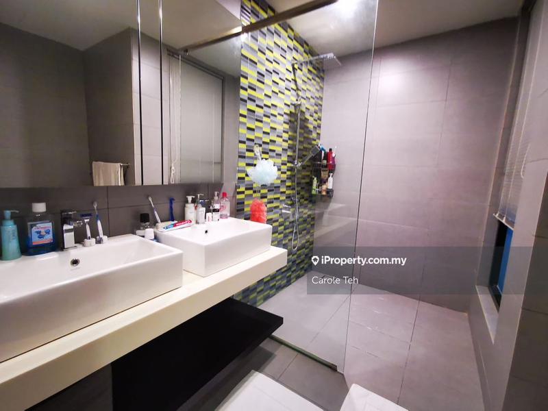 For Sale - The Leafz @ Dedaun