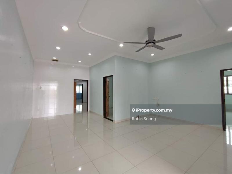 Semi-Detached House for Sale in Ujong Pasir, Melaka by Robin Soong - iProperty.com.my