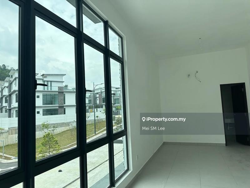 Semi-Detached House for Sale in Batu 9, Cheras by Mei SM Lee - Residensi Bukit Orkid (Orchid Hill) Bedroom - iProperty.com.my
