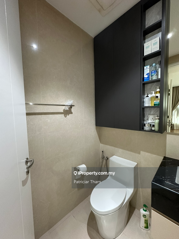 For Sale - Pavilion Ceylon Hill