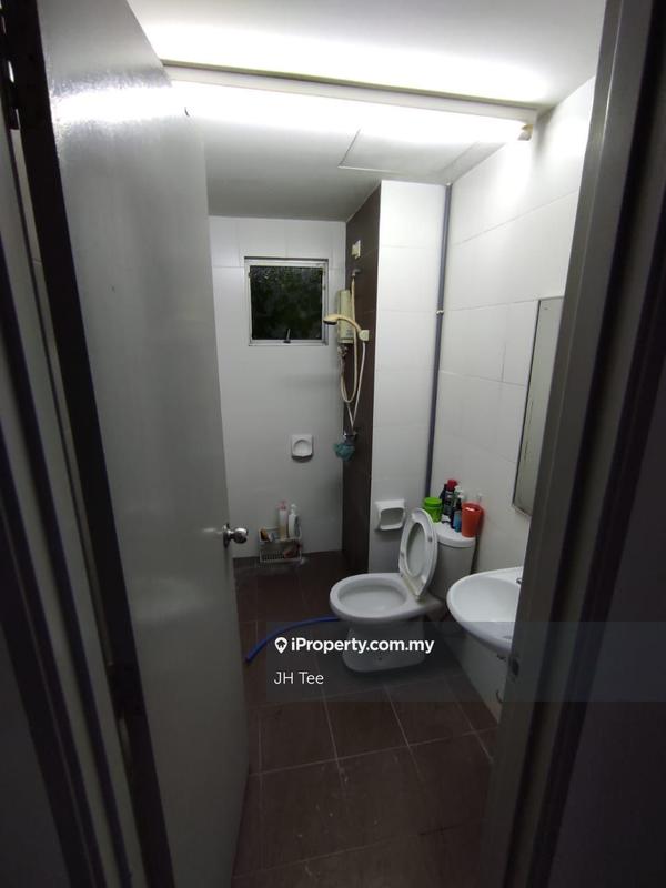 Condominium for Sale in Casa Residenza by JH Tee - iProperty.com.my