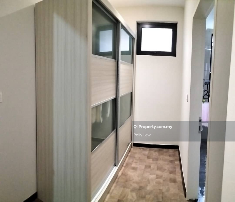 4.5-storey Terraced House for Sale in Taman Bukit Serdang, Seri Kembangan by Polly Lew - iProperty.com.my