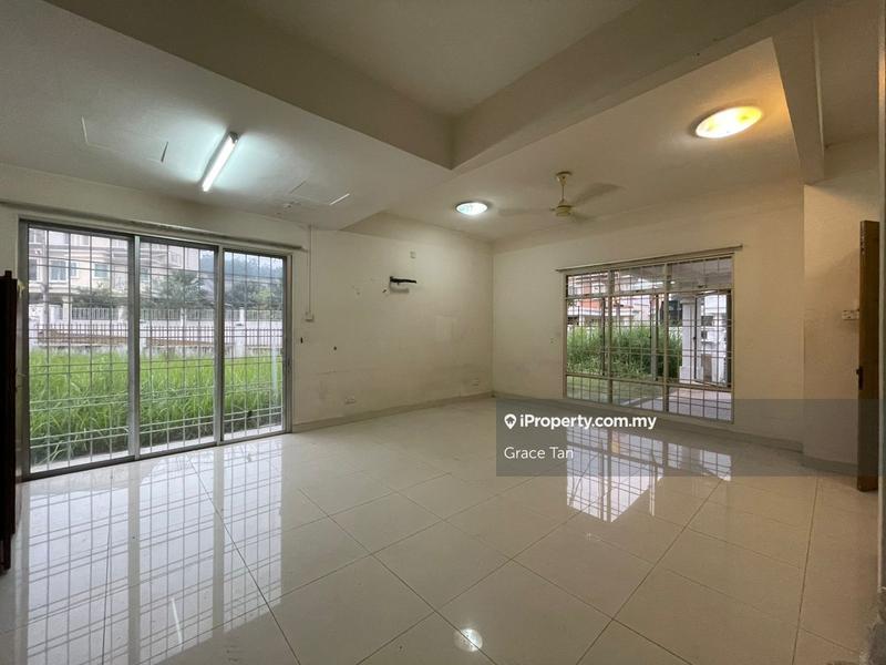Rumah Berkembar untuk Dijual di Taman Kipark @ Puchong, Puchong oleh Grace Tan - iProperty.com.my