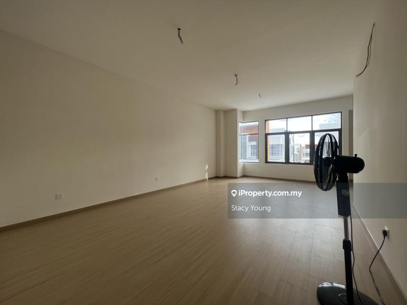 Semi-Detached House for Sale in Kajang Semanja, Kajang by Stacy Young - iProperty.com.my