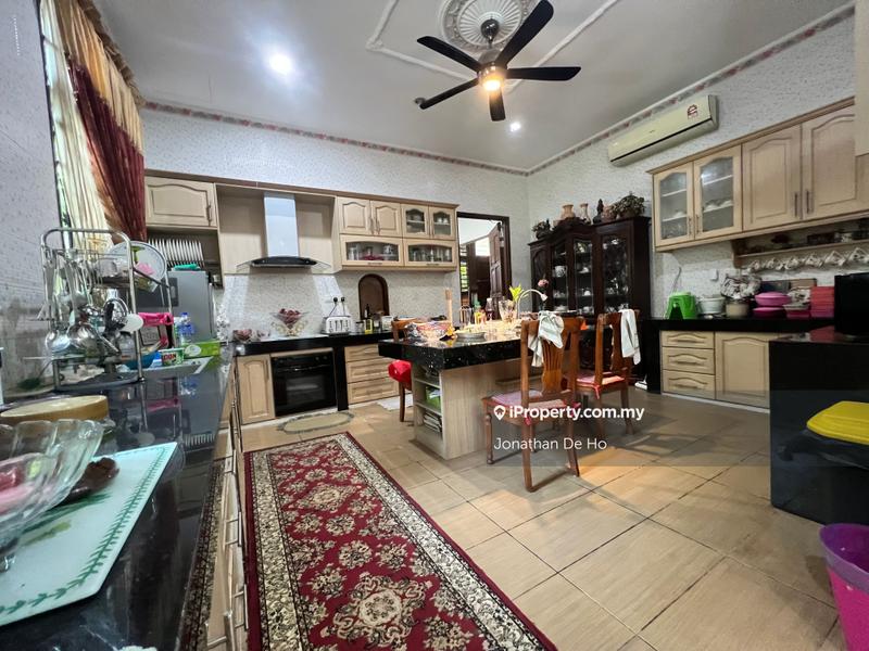 Bungalow House for Sale in Kota Damansara, Selangor by Jonathan De Ho - iProperty.com.my