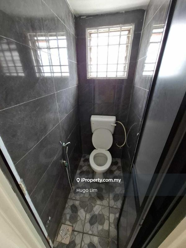 2-storey Terraced House for Sale in Taman Puncak Jalil, Seri Kembangan by Hugo Lim - Bathroom - iProperty.com.my