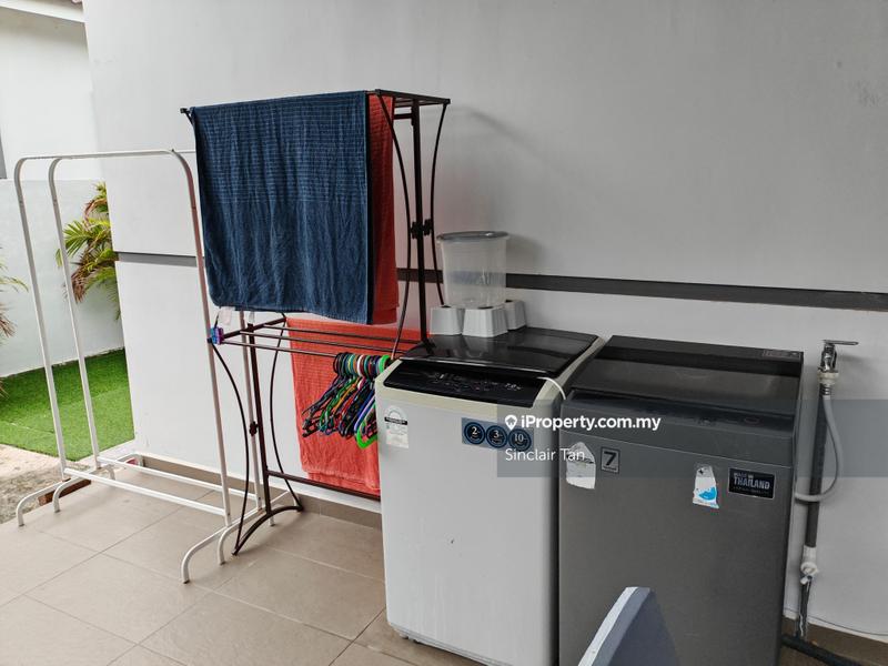Rumah Berkembar untuk Dijual di Ujong Pasir, Melaka oleh Geoffery Wee - iProperty.com.my