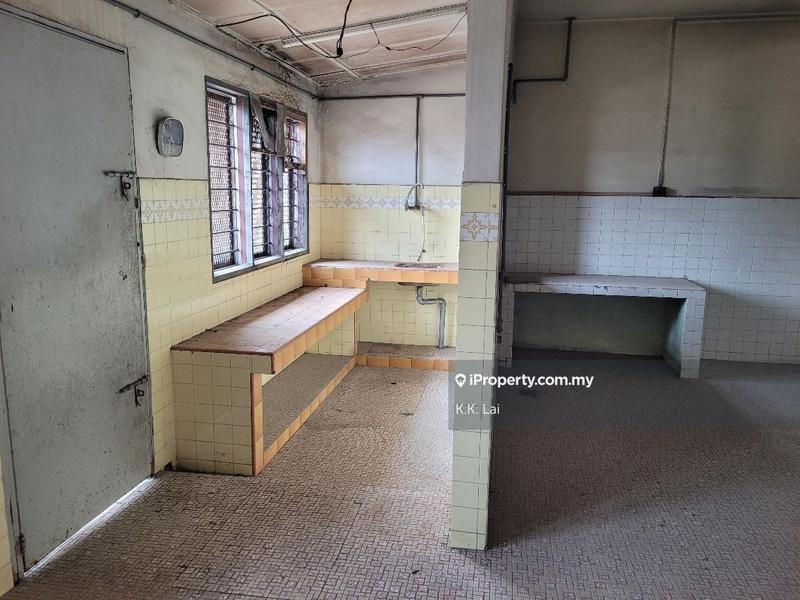 Rumah Berangkai 2 Tingkat untuk Dijual di Taman Salak Selatan, Salak South oleh K.K. Lai - iProperty.com.my