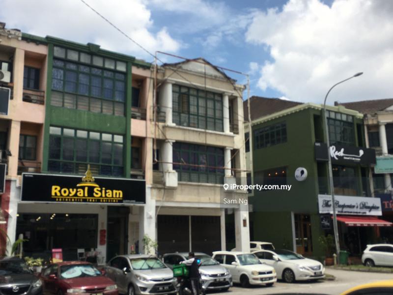 For Rent - USJ 9 Subang Jaya's 3 Storey Shop For Rent