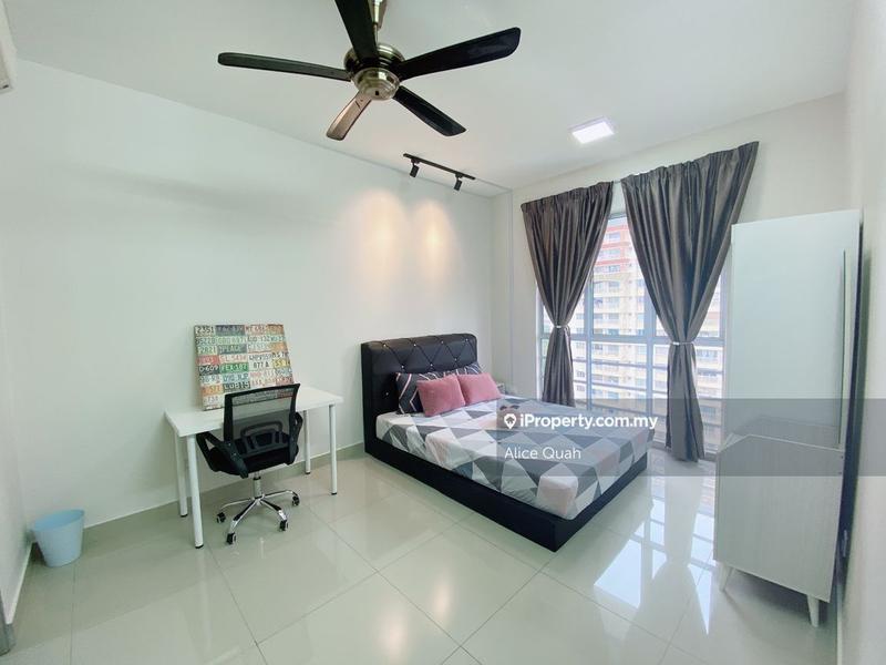 For Rent - Koi Tropika