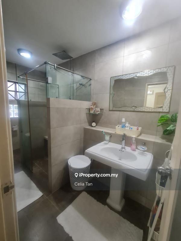 Rumah Berangkai 2 Tingkat untuk Dijual di Usj 11, Subang Jaya oleh Celia Tan - iProperty.com.my