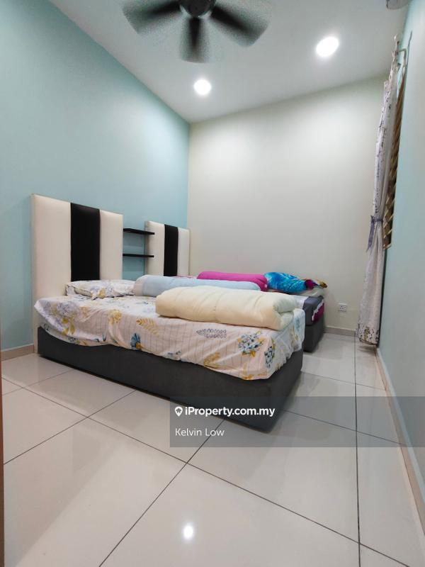 Kediaman Servis untuk Dijual di Suria Putra oleh Kelvin Low - iProperty.com.my