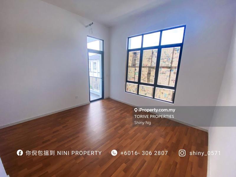 Rumah Berkembar untuk Dijual di Eco Grandeur, Puncak Alam oleh Shiny Ng - iProperty.com.my