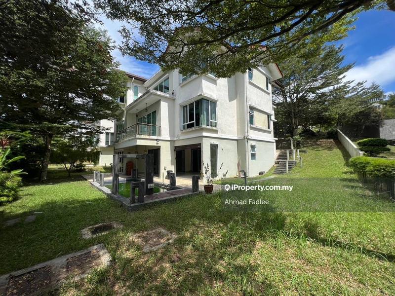 Bungalow House untuk Dijual di Kayangan Heights, Shah Alam oleh Ahmad Fadlee - iProperty.com.my