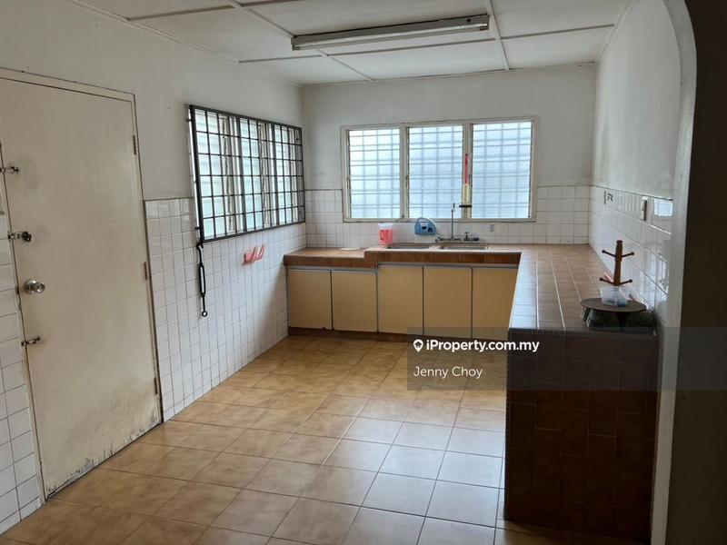 Rumah Teres 2-Tingkat untuk Dijual di SS2, Petaling Jaya oleh Jenny Choy - iProperty.com.my