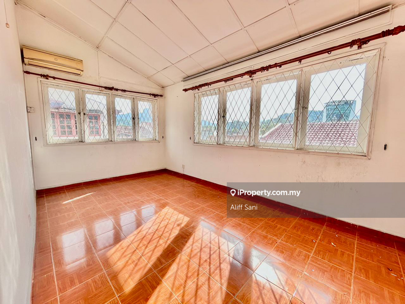 Semi-Detached House for Sale in Taman Permata, Ulu Kelang by Aliff Sani - iProperty.com.my