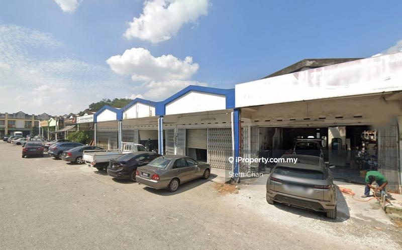 For Rent - 🌟Puchong | Tmn Perindustrian Kinrara 1 | 1 Storey Intermediate | Link Factory For Rent