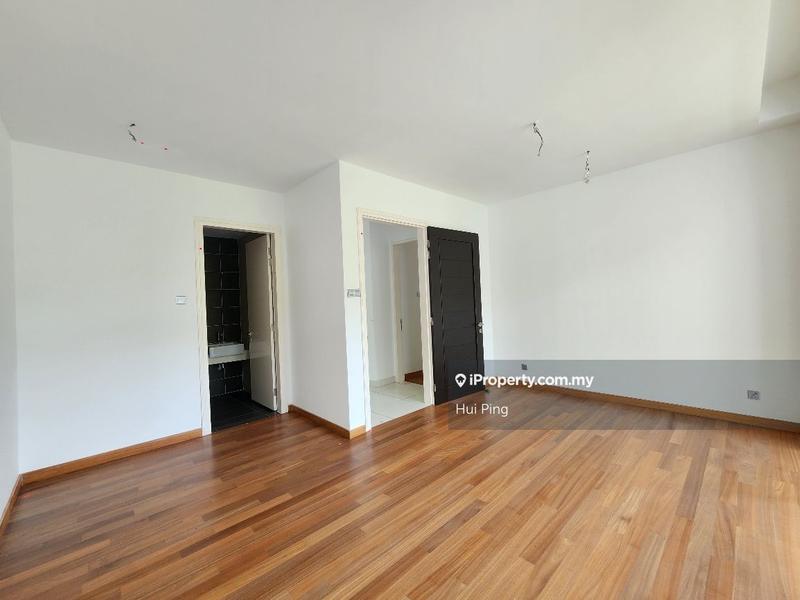 For Sale - Seri Puteri Hills Town Villa & Condominium