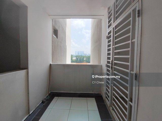 Service Residence for Sale in D'carlton (Residensi Seri Mega) by CY Chew - iProperty.com.my