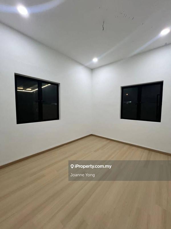 Rumah Berkembar untuk Dijual di Taman Bunga Ros, Tebrau oleh Joanne Yong - iProperty.com.my