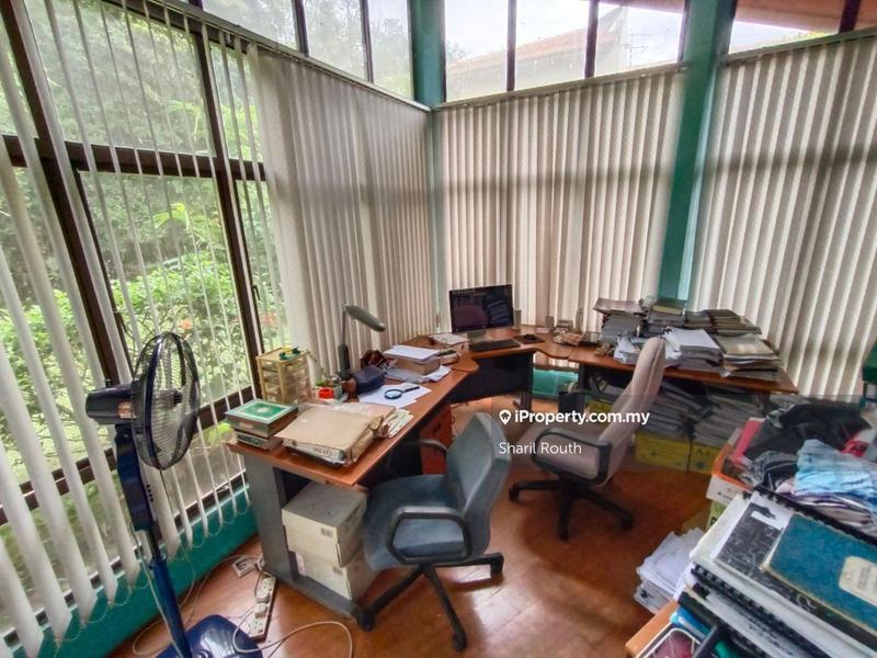 Bungalow House for Sale in 1.5 Storey Bungalow Bandar Baru Bangi, Bangi by Sharil Routh - iProperty.com.my