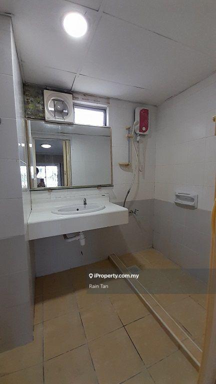 Condominium for Sale in Amadesa Resort Condominium by Rain Tan - iProperty.com.my