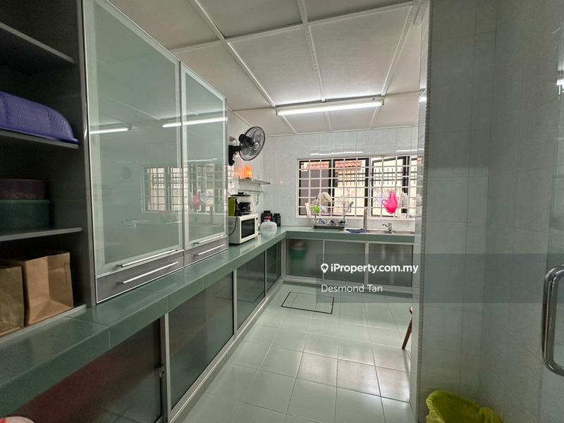 Rumah Teres 2-Tingkat untuk Dijual di Taman Sea, Petaling Jaya oleh Desmond Tan - iProperty.com.my