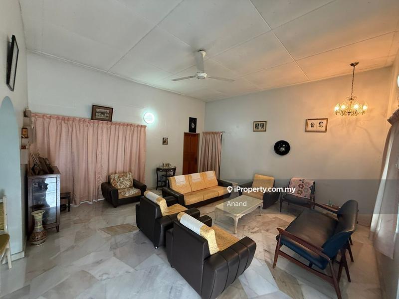 Bungalow House for Sale in Federal Hill, Bangsar by Anand - iProperty.com.my