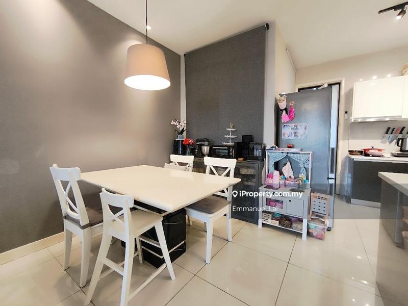 Service Residence for Sale in KL Gateway Residences by Emmanuel Lai - iProperty.com.my