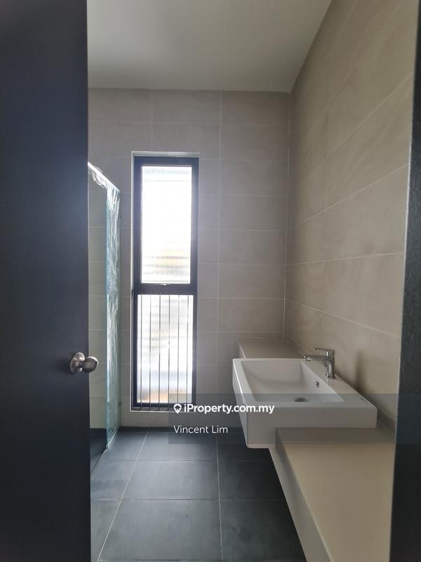 Rumah Berangkai 2 Tingkat untuk Dijual di Bk8 Legasi 1 , Bk 8 Legasi 2, Bandar Kinrara oleh Vincent Lim - iProperty.com.my