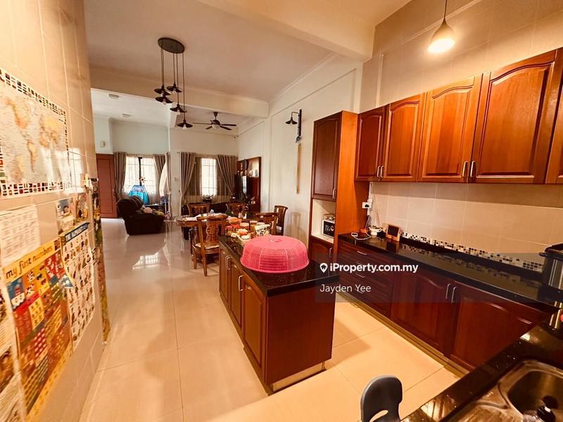 Semi-Detached House for Sale in Taman Yarl, Jalan Klang Lama (Old Klang Road) by Jayden Yee - iProperty.com.my