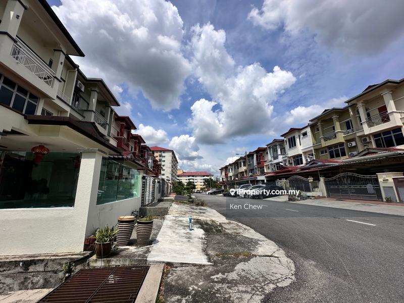 2.5-storey Terraced House for Sale in Taman Bukit Serdang, Seri Kembangan by Ken Chew - iProperty.com.my