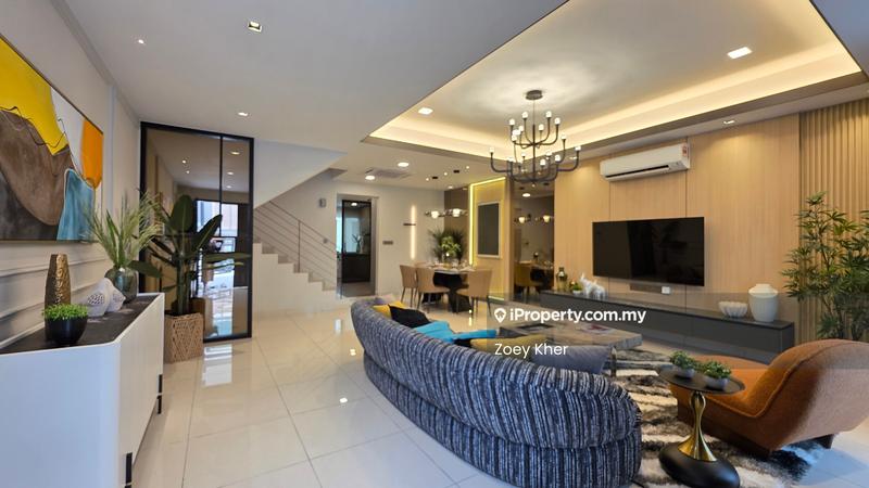 2.5-storey Terraced House for Sale in Seksyen U10, Shah Alam by Zoey Kher - Living Room - iProperty.com.my