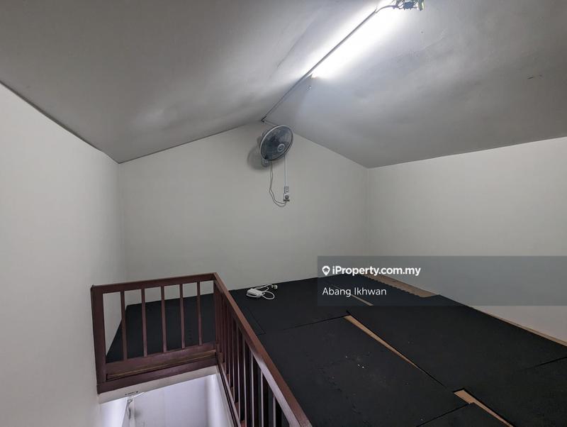 2-storey Terraced House for Sale in Seksyen U8 Bukit Jelutong Shah Alam, Shah Alam by Abang Ikhwan - iProperty.com.my