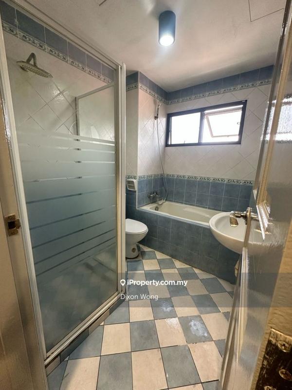 Townhouse for Sale in Akasia Townhouse, Petaling Jaya by Dixon Wong - iProperty.com.my