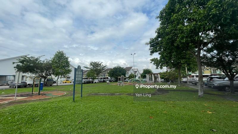 Townhouse for Sale in Bandar Saujana Putra, Tanjong Duabelas by Yen Ling - iProperty.com.my