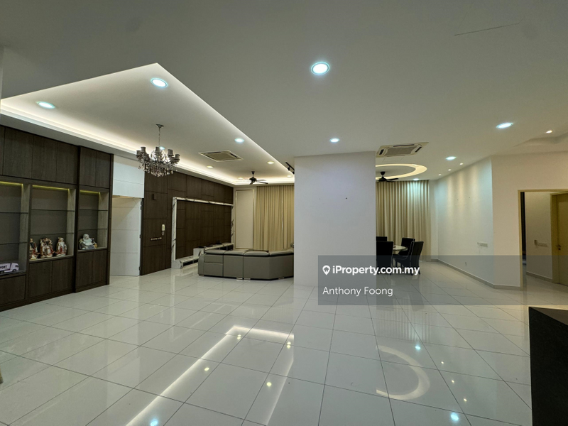 For Sale - Dua Menjalara