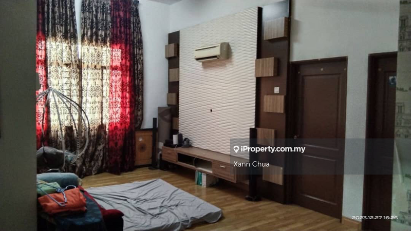 Rumah Berkembar untuk Dijual di Bandar Putra Permai, Seri Kembangan oleh Xann Chua - iProperty.com.my