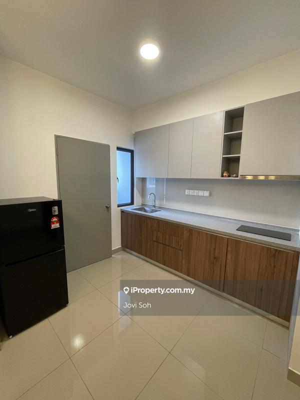 For Rent - M Vertica