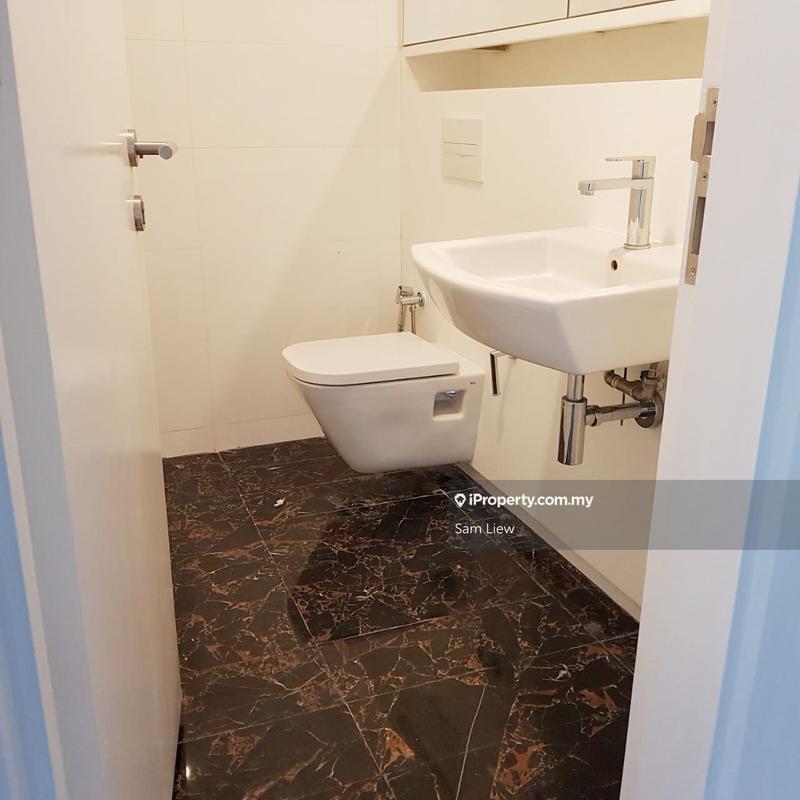 Residensi Servis untuk Dijual di Arcoris Residences oleh Sam Liew - iProperty.com.my