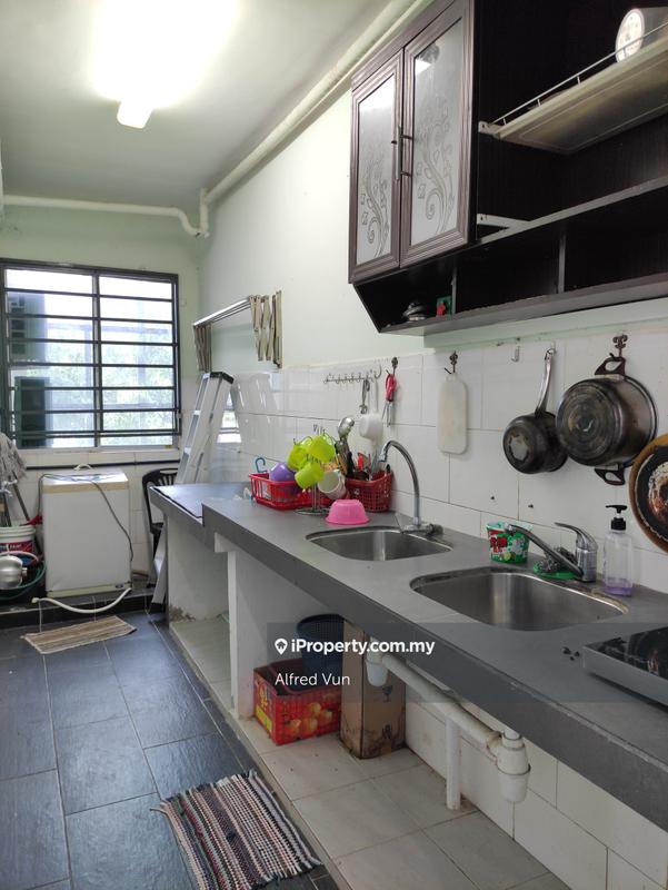 Apartment for Sale in University Condo Apartment 2 (UCA 2) by Alfred Vun - iProperty.com.my