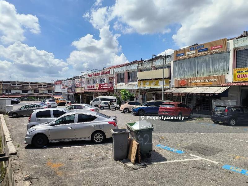 For Sale - Taman Ungku Tun Aminah ( Intermediate Lot ) Double Storey Shop Lot