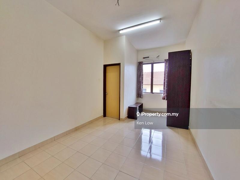 Rumah Berangkai 2.5 Tingkat untuk Dijual di 2.5 Sty 22x80, Taman Bukit, MRT Kajang, Kajang oleh Ken Low - iProperty.com.my