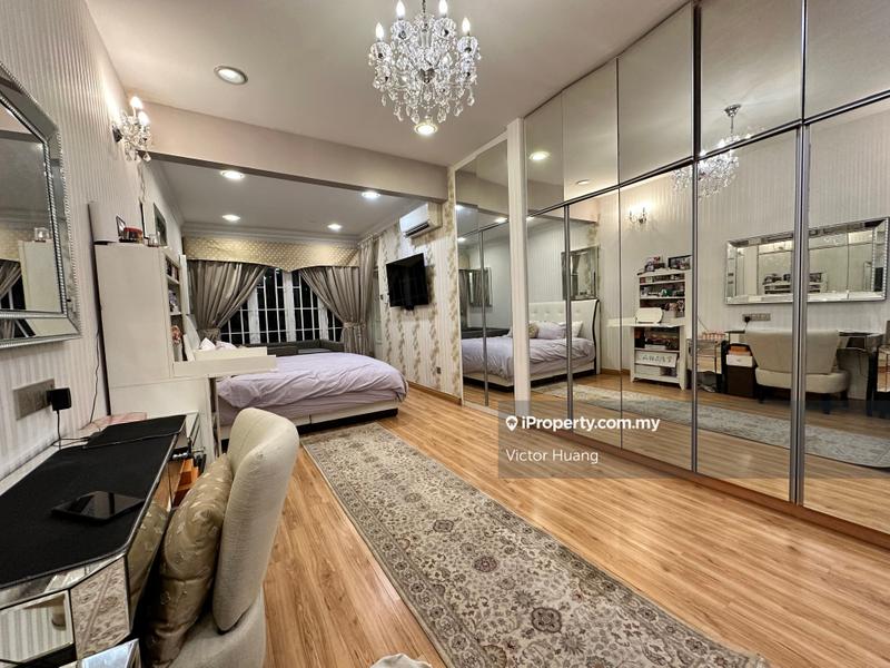 Rumah Berkembar untuk Dijual di Kelana Jaya, Petaling Jaya oleh Victor Huang - iProperty.com.my