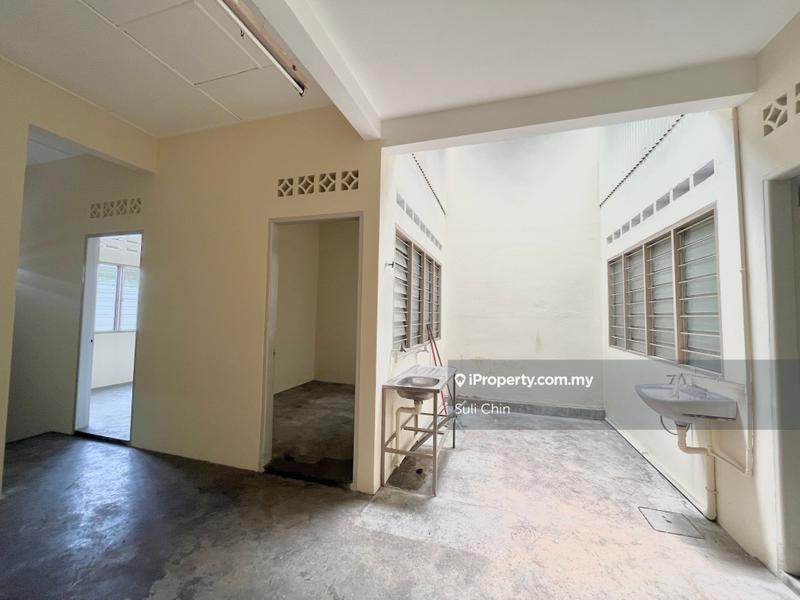 Rumah Berangkai 1 Tingkat untuk Dijual di Batu 9, Cheras oleh Suli Chin - iProperty.com.my