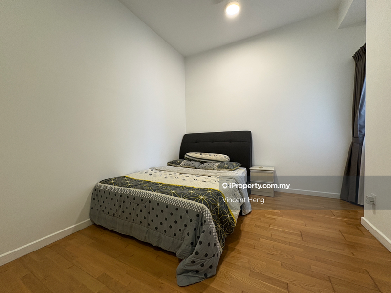 Condominium for Sale in Urbana Residences by Vincent Heng - iProperty.com.my