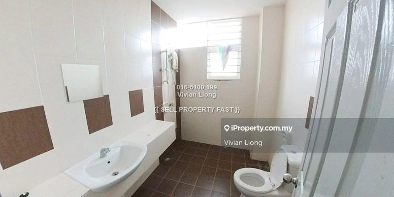 Rumah Berkembar untuk Dijual di Taman Pelangi Semenyih 2, Semenyih oleh Vivian Liong - iProperty.com.my