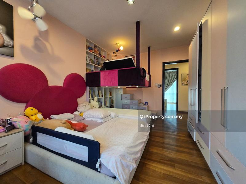 For Sale - Desa Eight