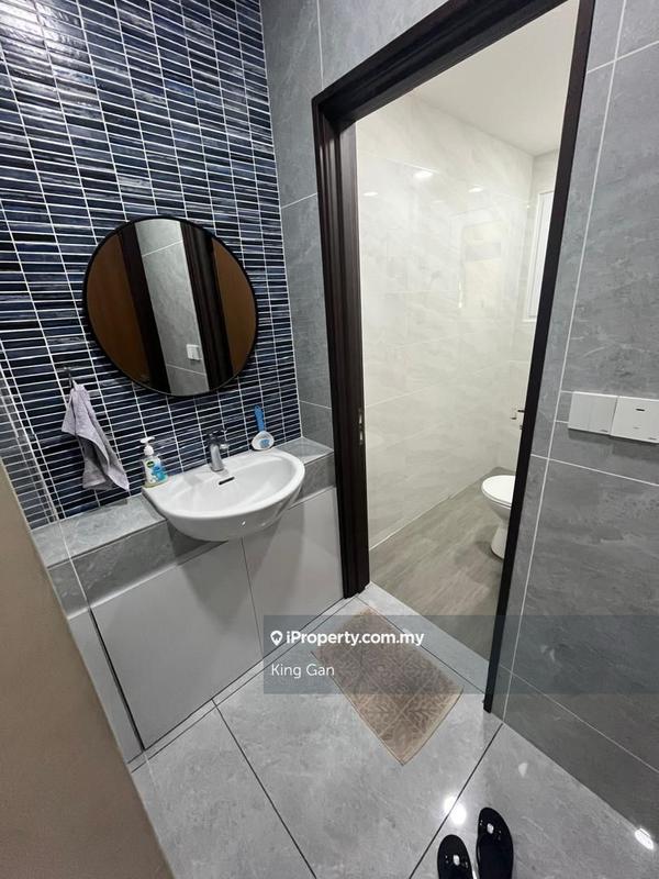 Rumah Berkembar untuk Dijual di Suria Residence, Cheras oleh King Gan - iProperty.com.my
